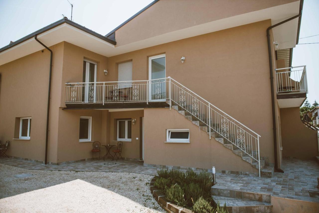 פואניאגו Affitta Camere La Fenice Di Folli Lorella מראה חיצוני תמונה