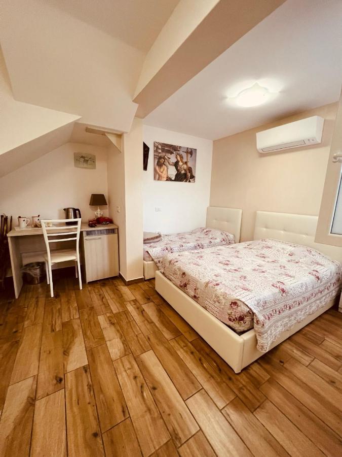 פואניאגו Affitta Camere La Fenice Di Folli Lorella מראה חיצוני תמונה